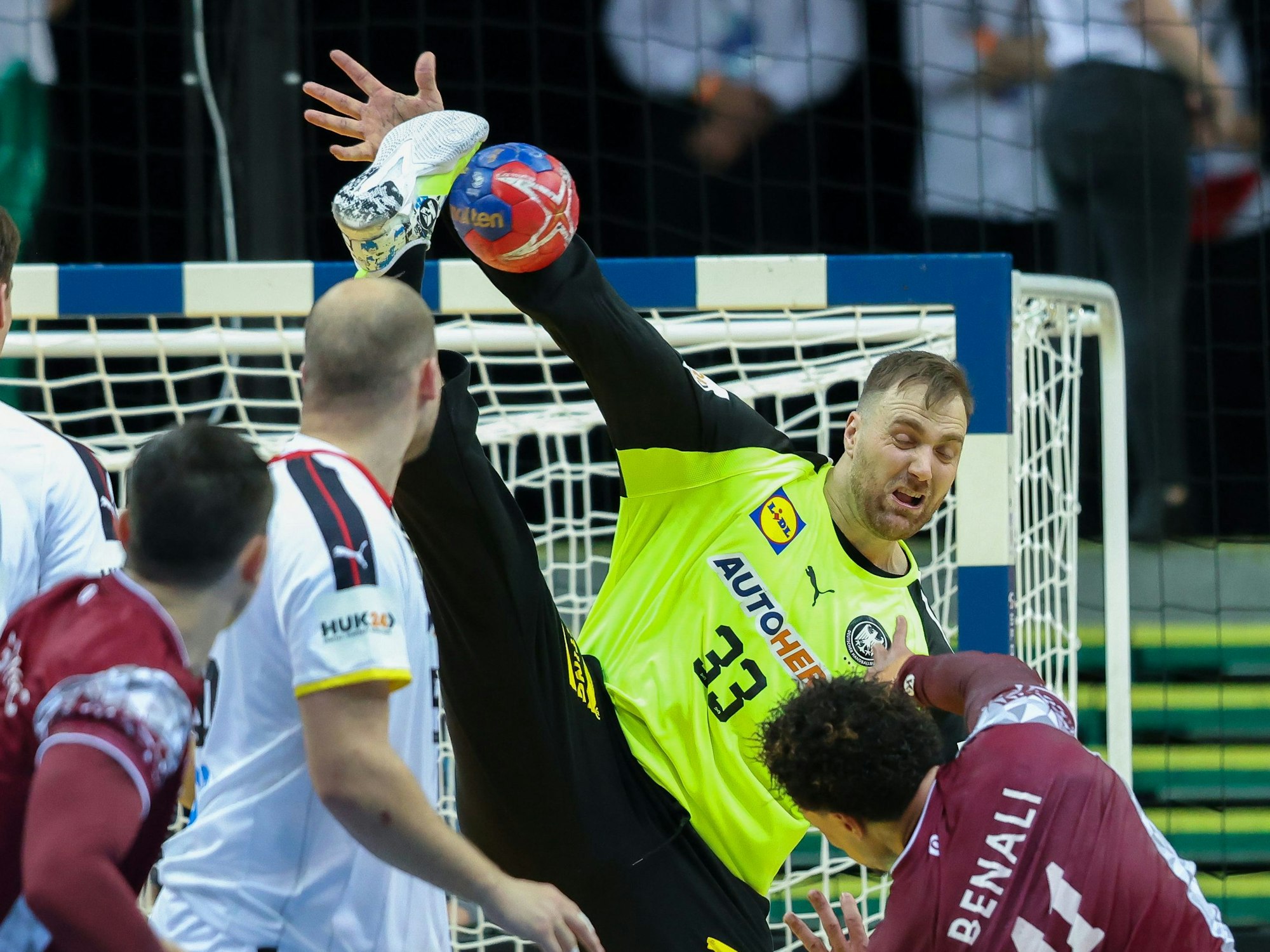 Deutschlands Handball-Torhüter Andreas Wolff in Aktion.