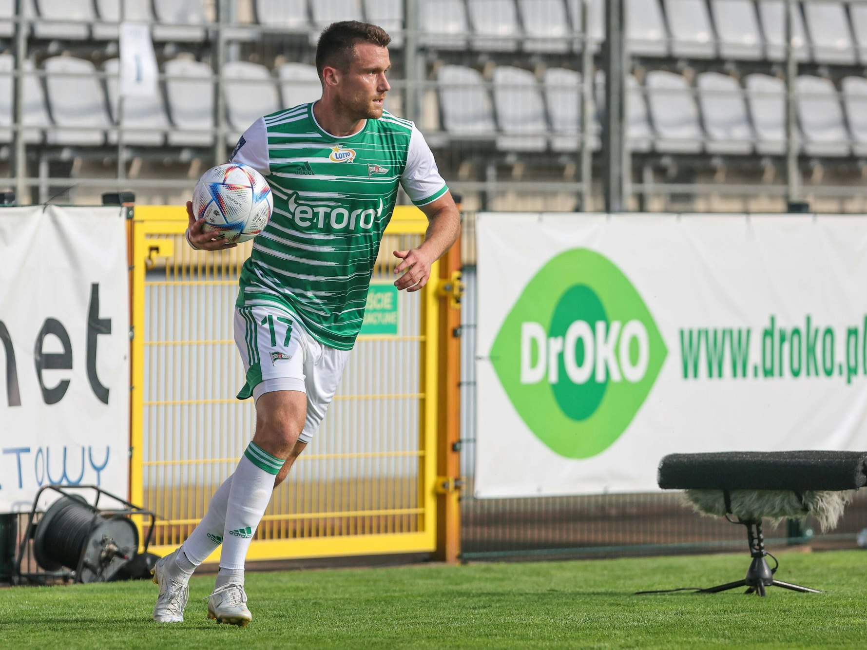 Christian Clemens im Trikot von Lechia Gdansk.