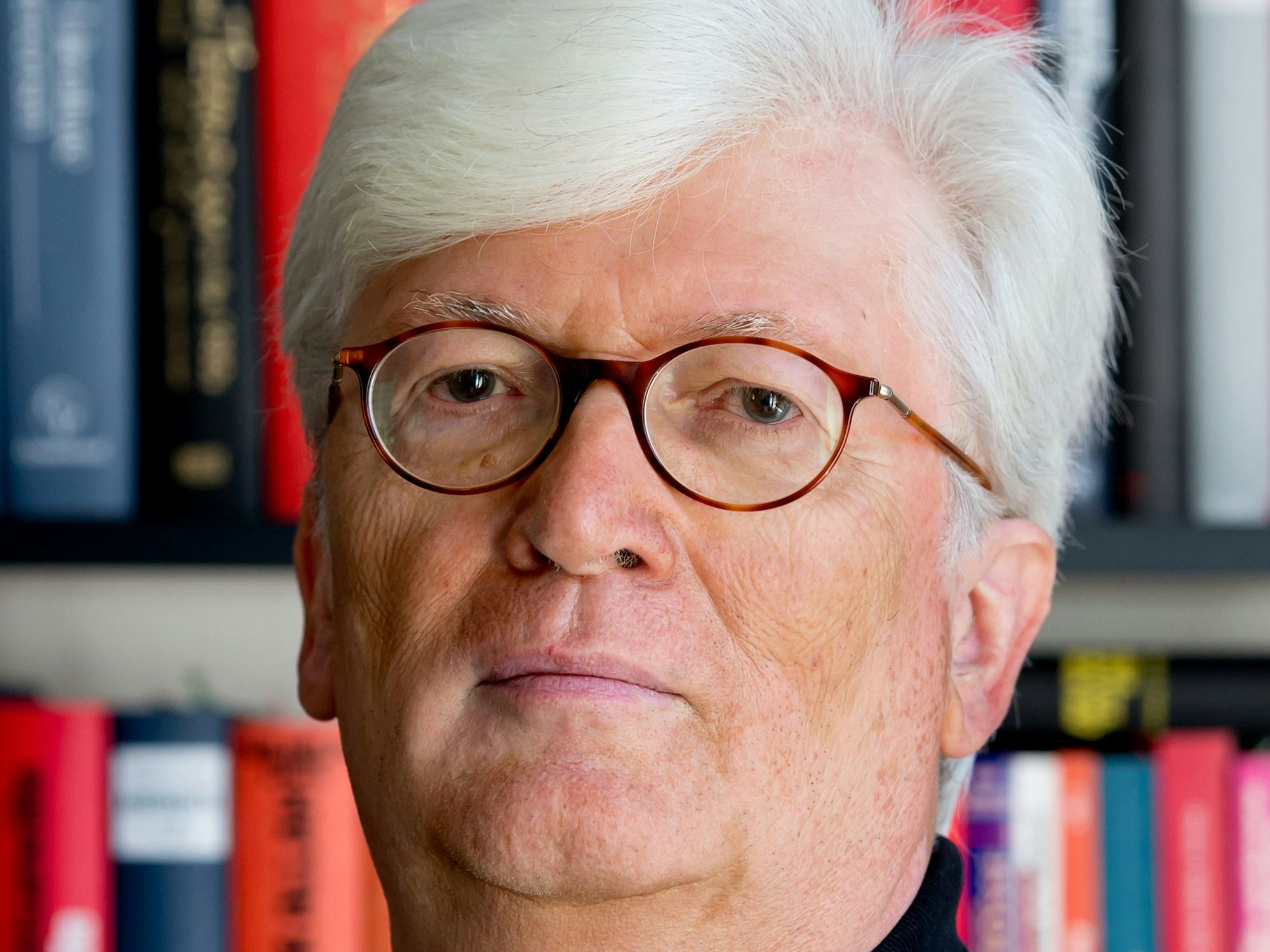 Der Politologe und Sozialforscher Wolfgang Kraushaar, aufgenommen am 26. August 2013 in Hamburg. Er sieht Parallelen zwischen früheren Protesten und dem in Lützerath.