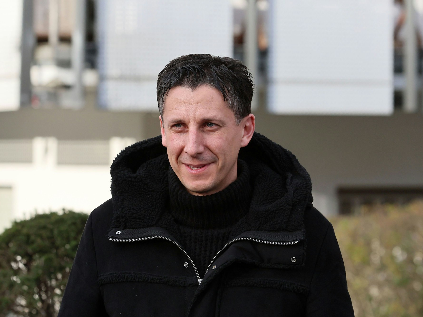 FC-Geschäftsführer Christian Keller vor dem Testspiel gegen den Hamburger SV am 7. Januar 2023.