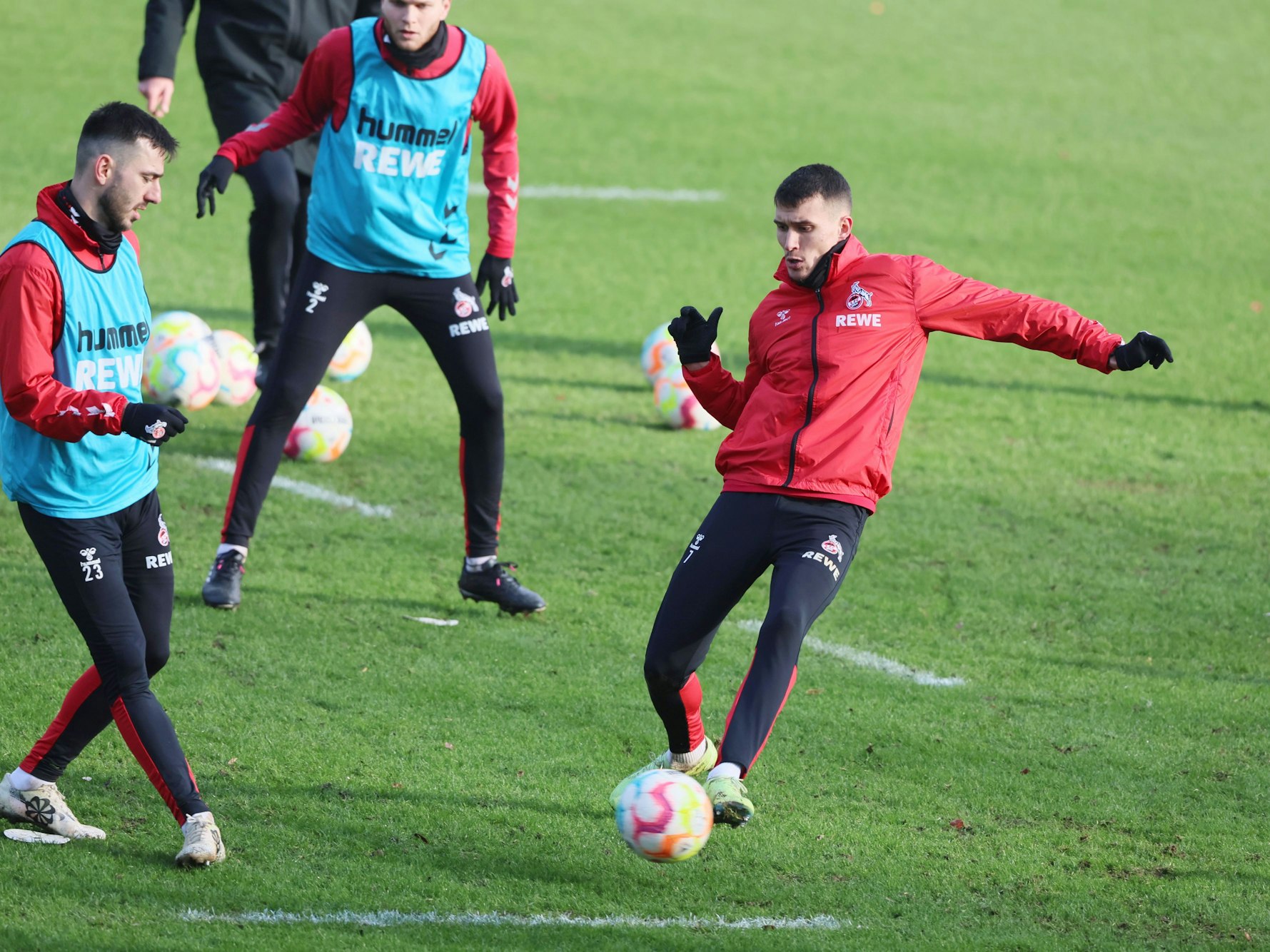 Dejan Ljubicic ist Training des 1. FC Köln.
