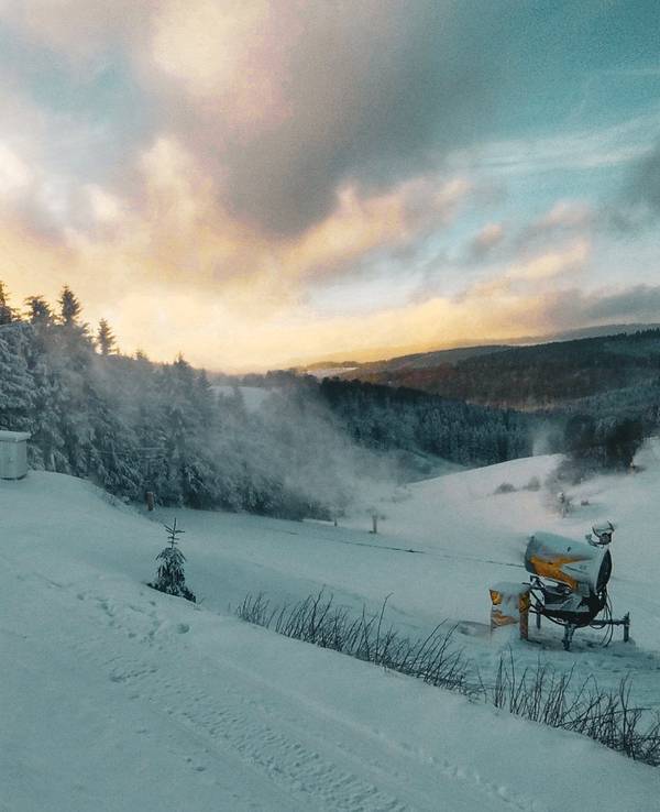 Pisten am Skiliftkarussell in Winterberg.