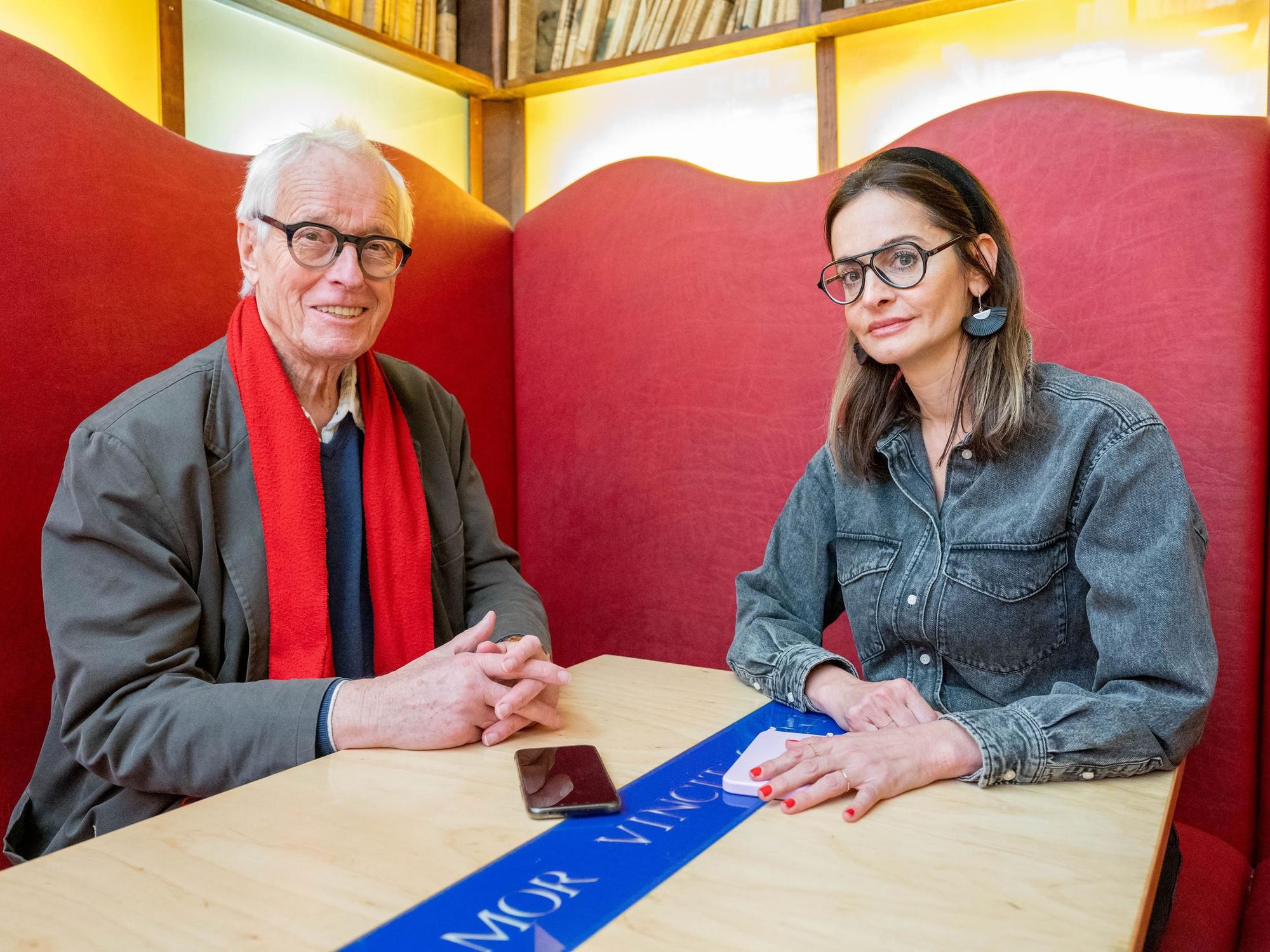 Iris Sayram im Gespräch mit EXPRESS-Reporter Horst Stellmacher.