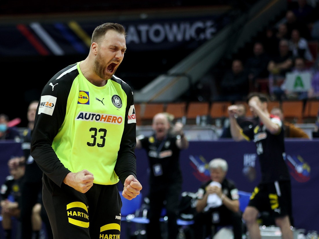 Deutschlands Torhüter Andreas Wolff jubelt.