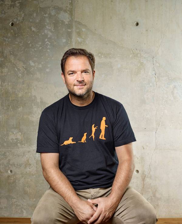 Martin Rütter bei einem offiziellen Fototermin für seine Show.