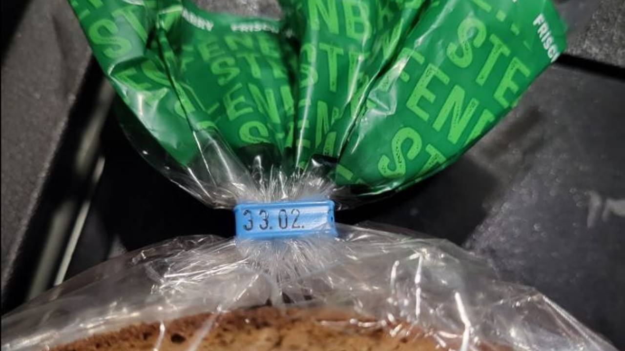 Ein Kunde war nach dem Kauf eines Brotes bei Kaufland ratlos. Auf dessen Beschwerde reagierte der Supermarkt mit Humor.