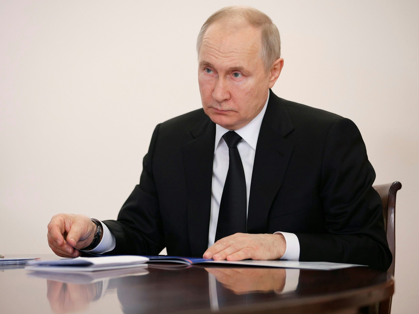 Russlands Präsident Wladimir Putin Mitte Januar in Ufa, Hauptstadt der Republik Baschkortostan: Wann ist für ihn die rote Linie überschritten?