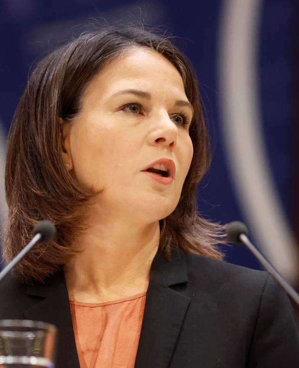 Annalena Baerbock bei ihrer Rede vor der Parlamentarischen Versammlung des Europarates.