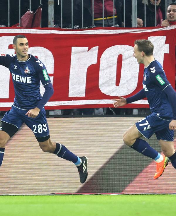 Ellyes Skhiri jubelt über sein Tor gegen die Bayern.