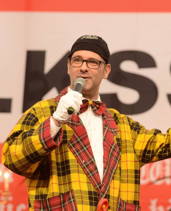 Blötschkopp Marc Metzgerredet auf der Bühne