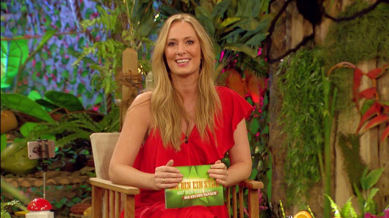 Nach dem täglichen Dschungelcamp bei RTL wird auch "Die Stunde danach" ordentlich auf den Busch klopfen. Im Anschluss an die Ausstrahlung der Liveshow aus Australien präsentiert Angela Finger-Erben täglich live die Dschungelshow aus Köln