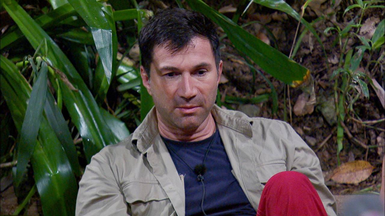 Tag 5 im Dschungelcamp. Lucas Cordalis erinnert sich an den Tag, als sein Vater Costa, der erste Dschungelkönig überhaupt, starb.