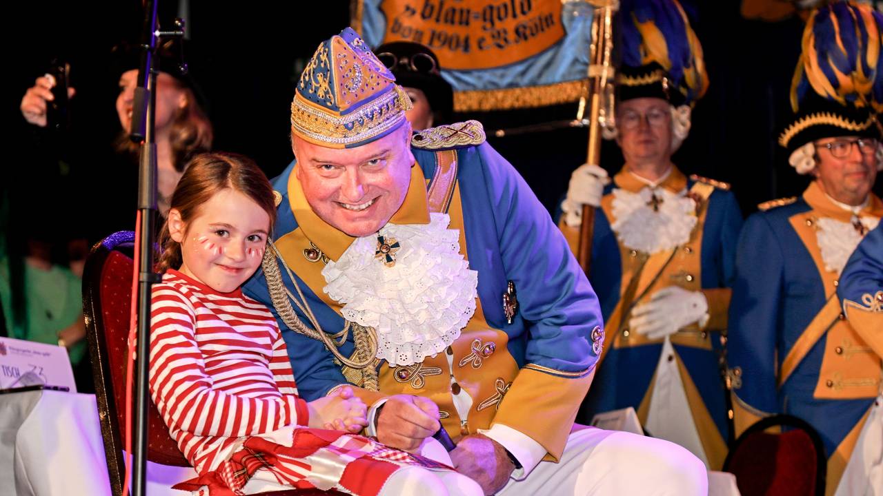 Markus Wallpott mit der kleinen Anna.