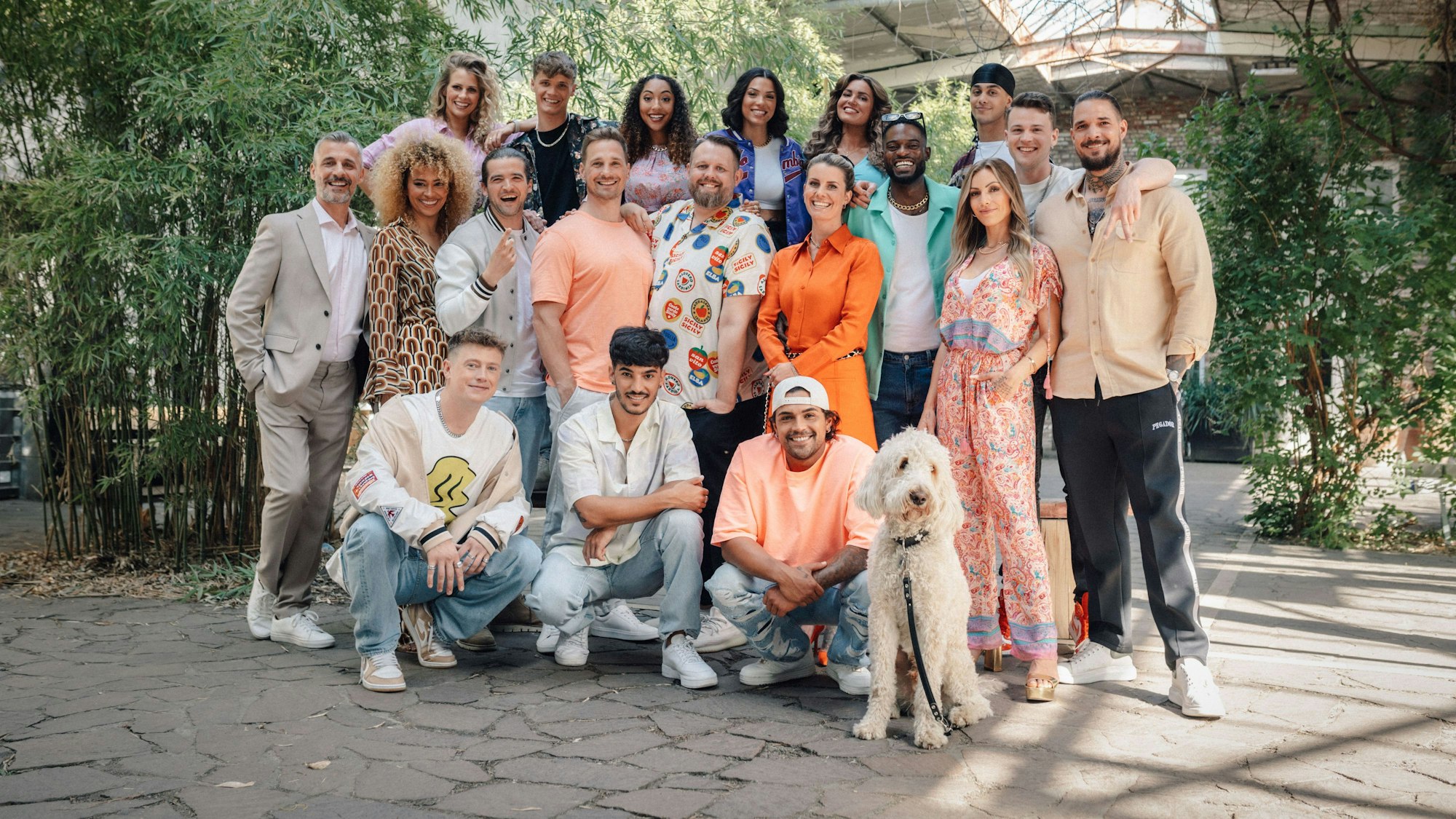 vorn v.li.: Beasty, Paco, Chico, Alf
mitte v.li.: Robert, Sam, Marc, Ben, Jan, Meike, George, Daria, Carlo
hinten v.li.: Jule, Hannes, Lilli, Jill, Leonie, Mo