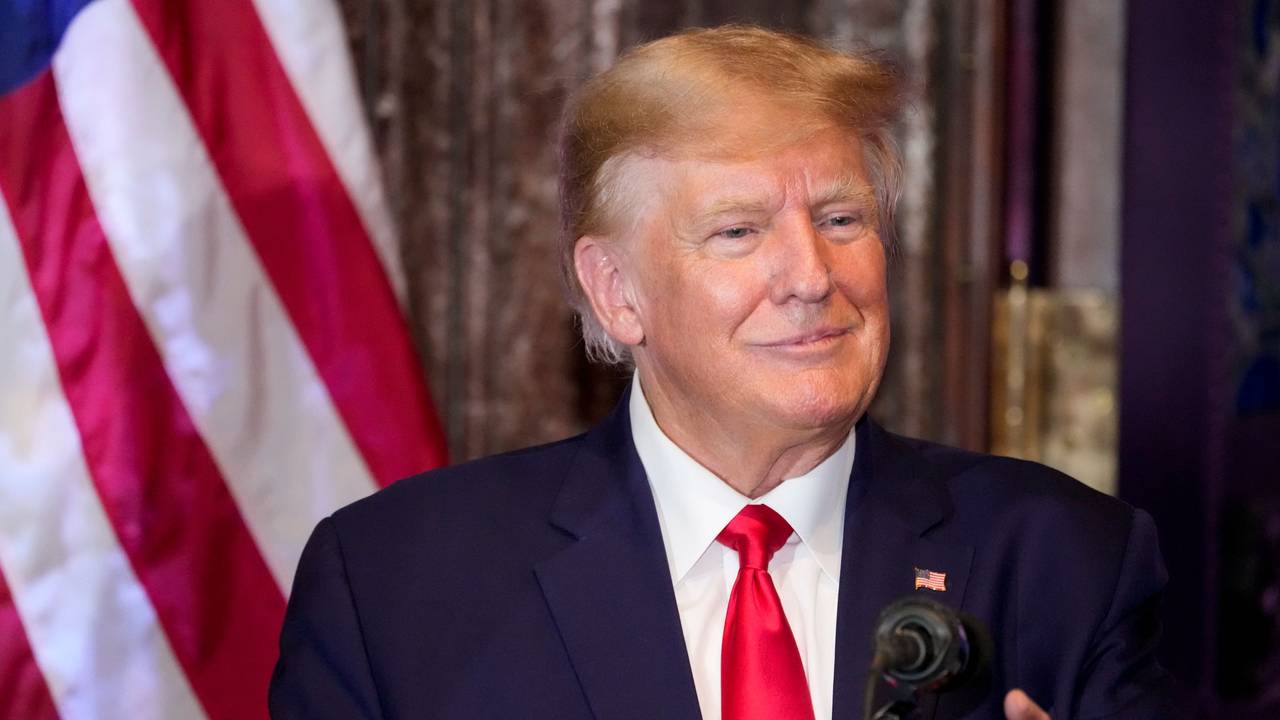 Hier spricht der ehemalige US-Präsident Donald Trump am 28. Januar zu seinen Wählern während einer Kampagnenveranstaltung in Columbia, USA.