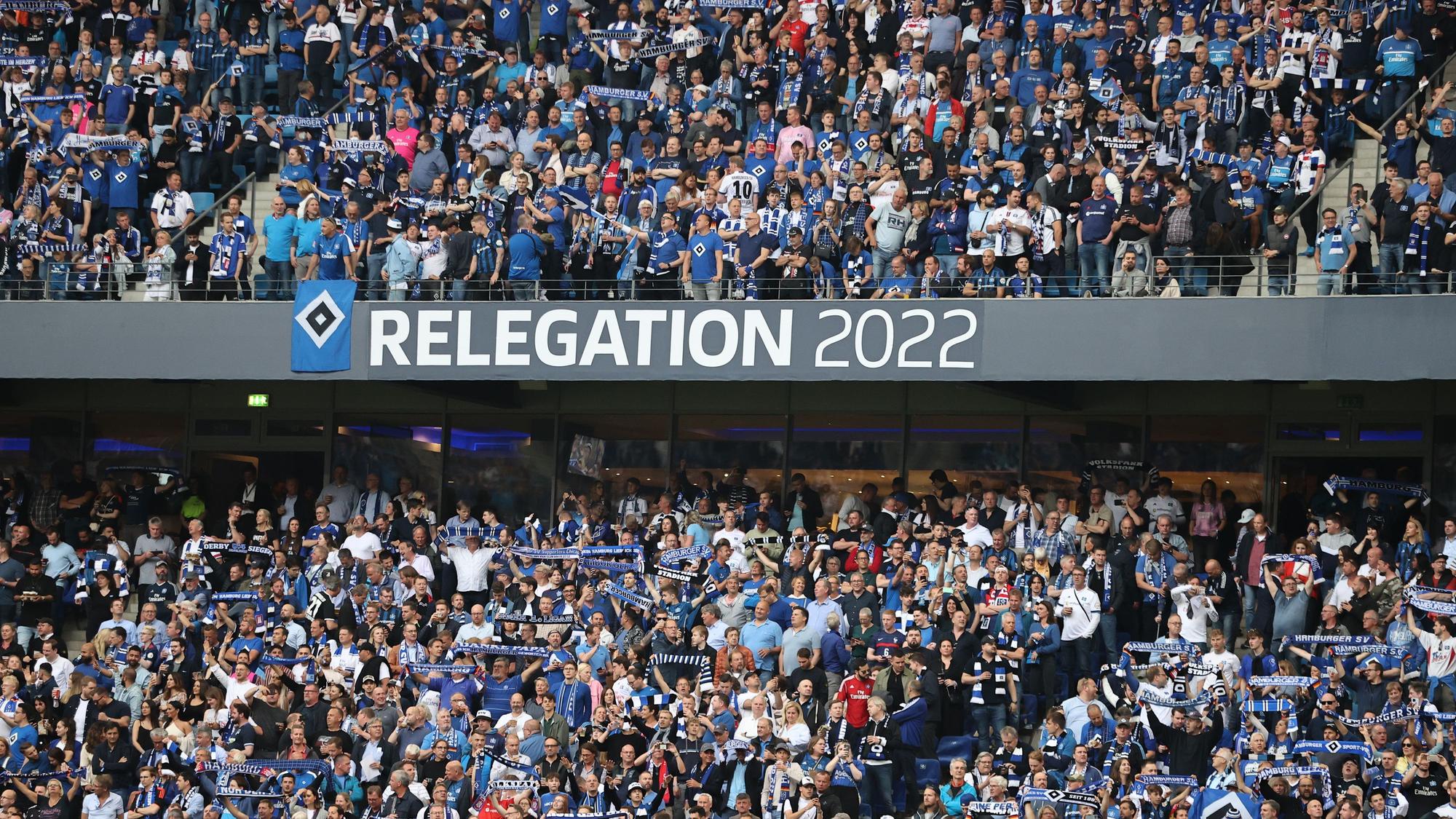 Fans des HSV vor Beginn der Partie.