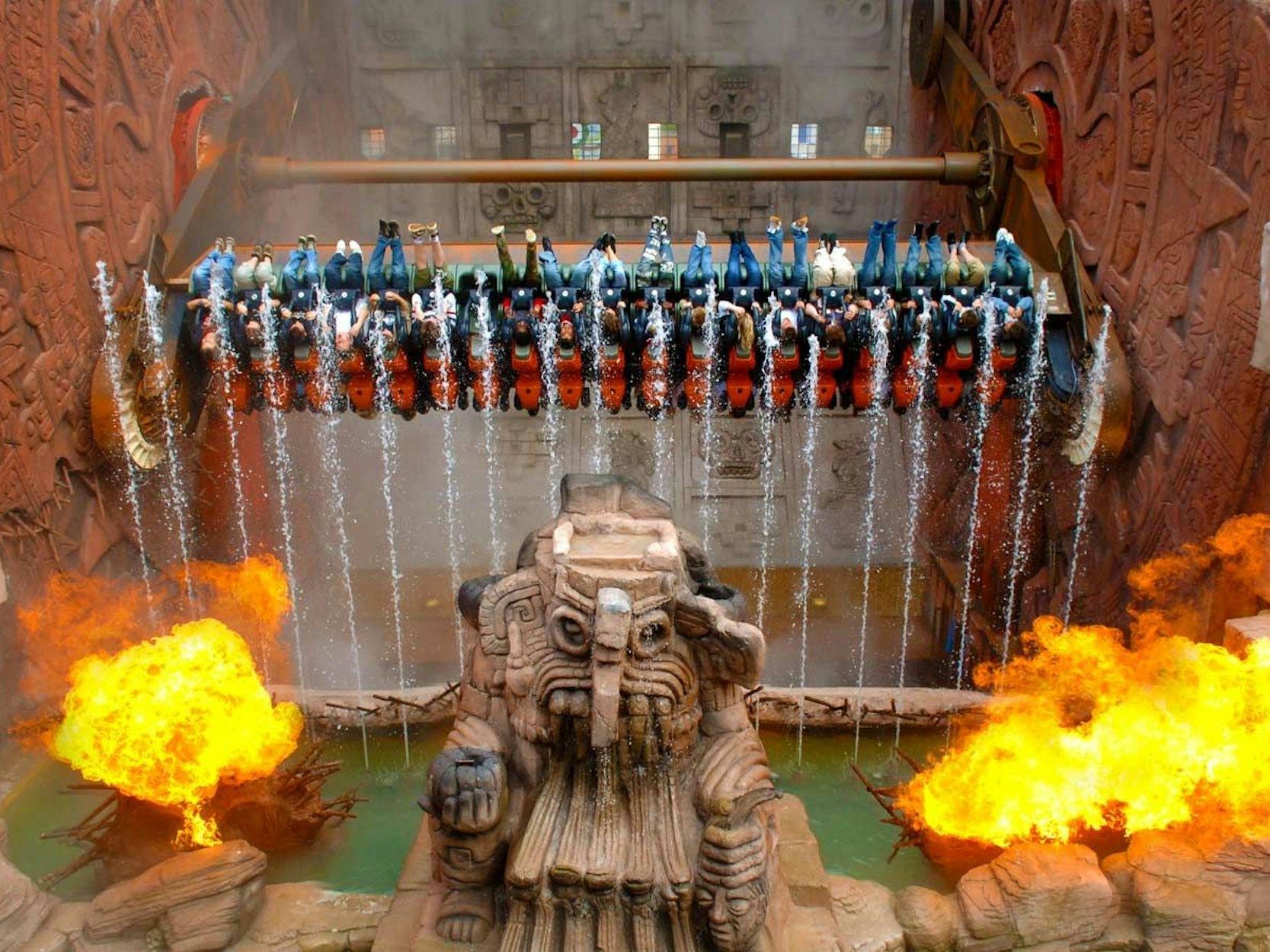 Das Fahrgeschäft Talocan im Phantasialand.