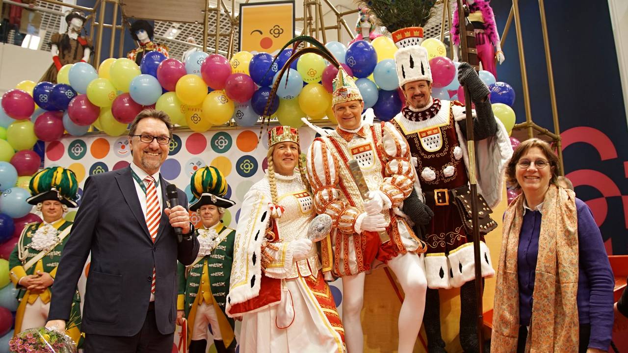 Kaufhof-Wiegen des Kölner Dreigestirns