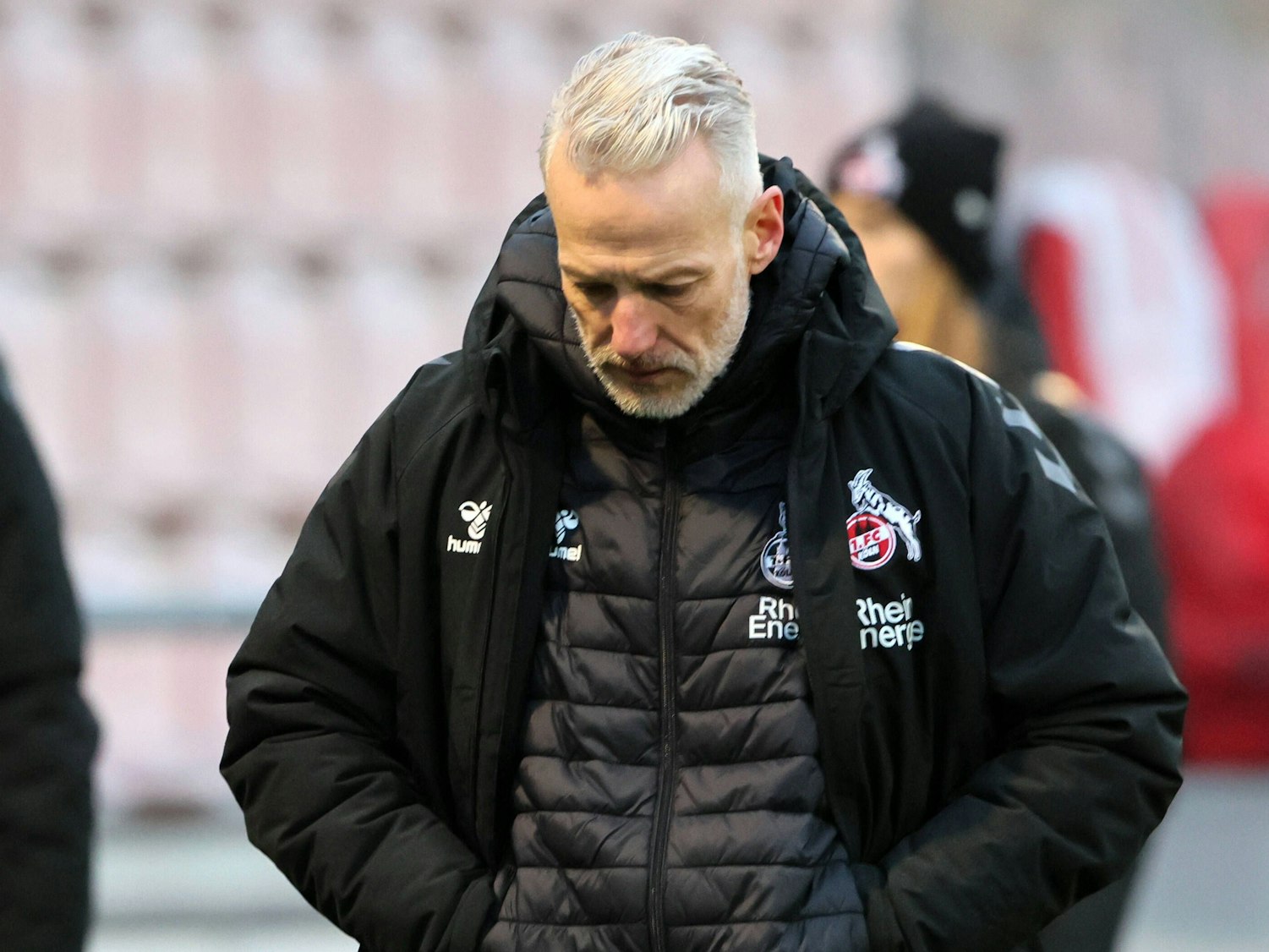 Mark Zimmermann schaut zu Boden.