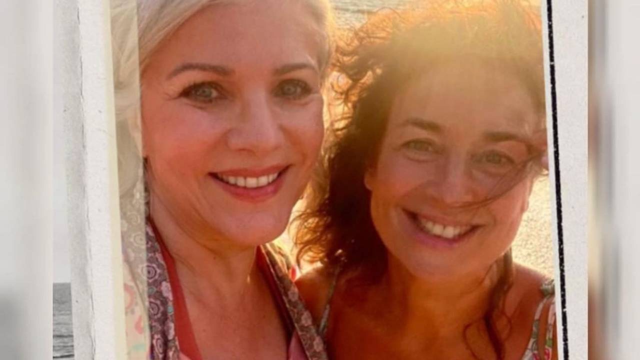 Die TV-Moderatorinnen Birgit Schrowange und Isabel Varell im Urlaub auf Sri Lanka.