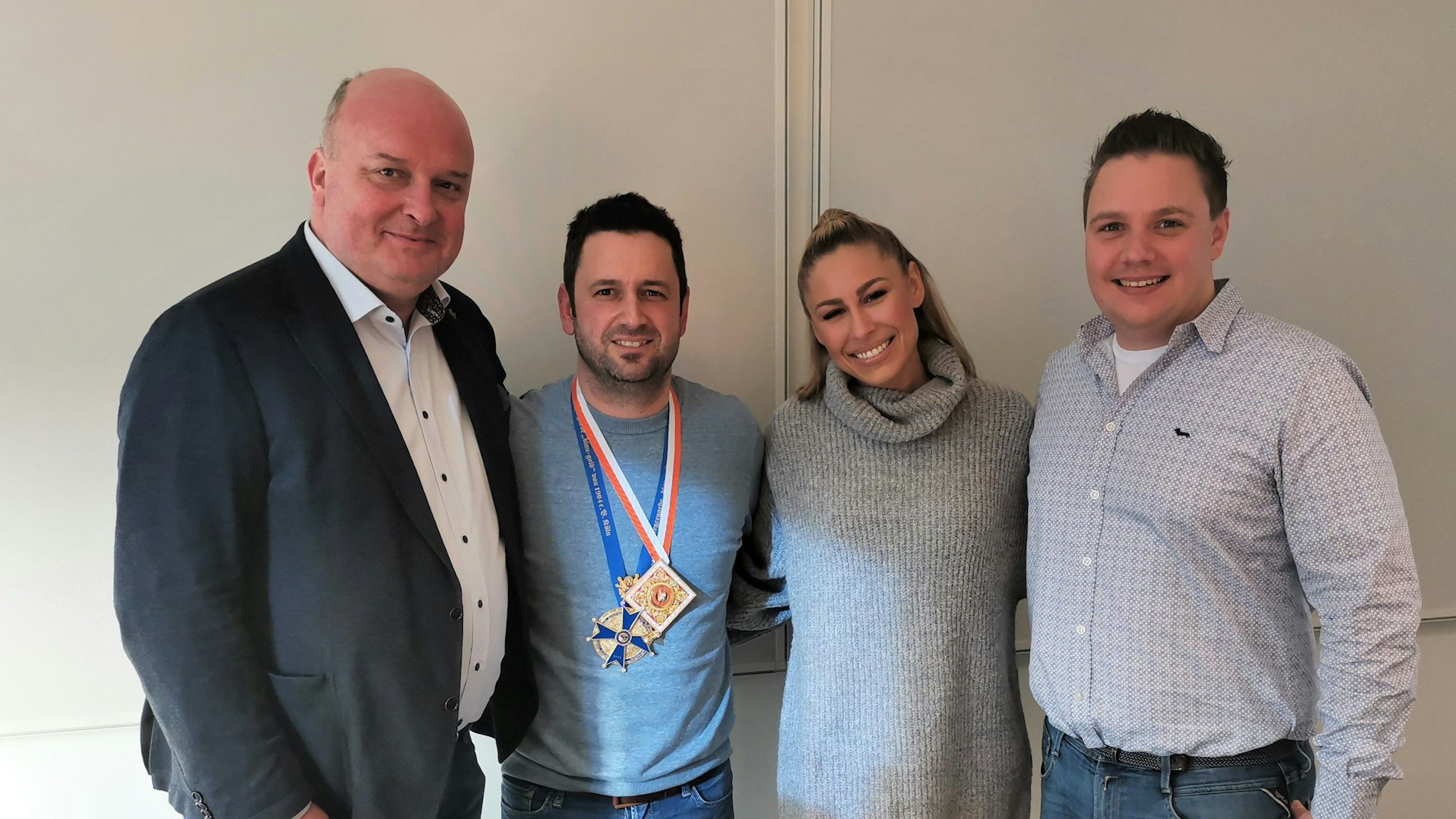 Markus Wallpott, Dominik Becker, Linda Teodosiu, Michael Gerhold beim Podcast Kölsch & Jot.