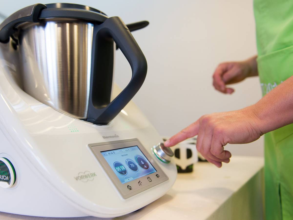 Im Test von Stiftung Warentest wurde der Thermomix in Funktion und Preis übertroffen.