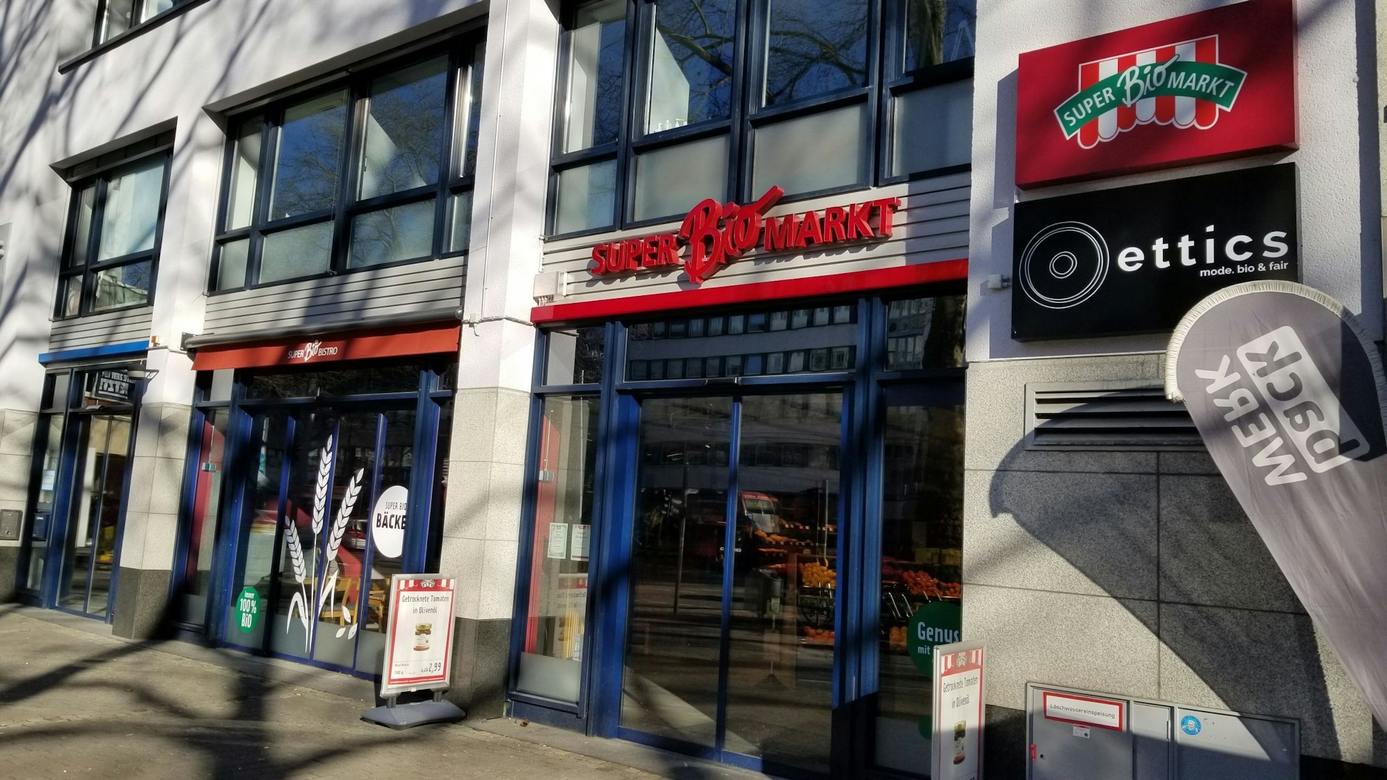 Der BioSuperMarkt am Zülpicher Platz in Köln, hier ein Foto vom 7. Februar 2023, muss schließen.