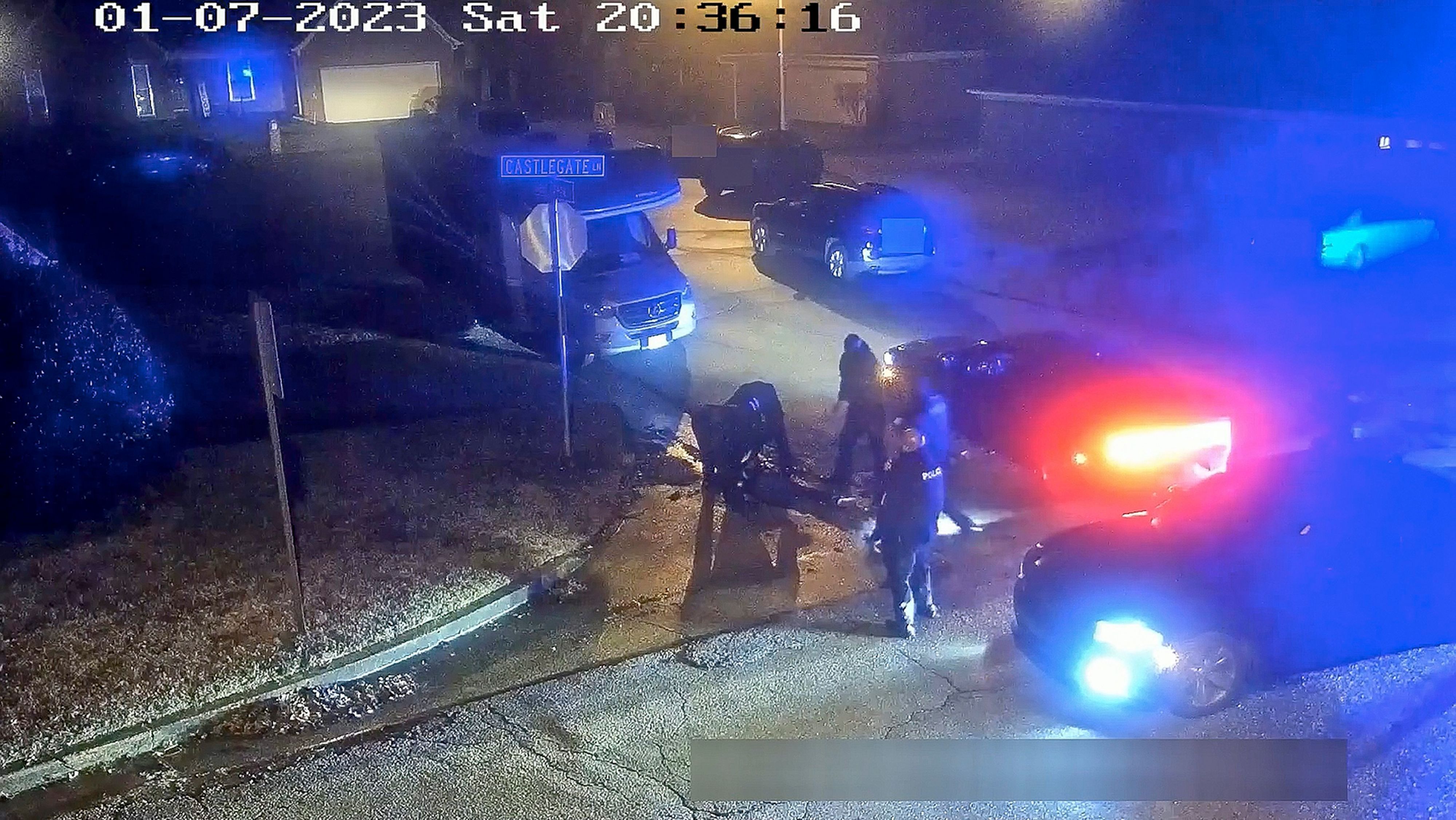 Tyre Nichols liegt nach eines brutalen Angriffs durch Polizeibeamte am 7. Januar 2023 in Memphis auf dem Boden.