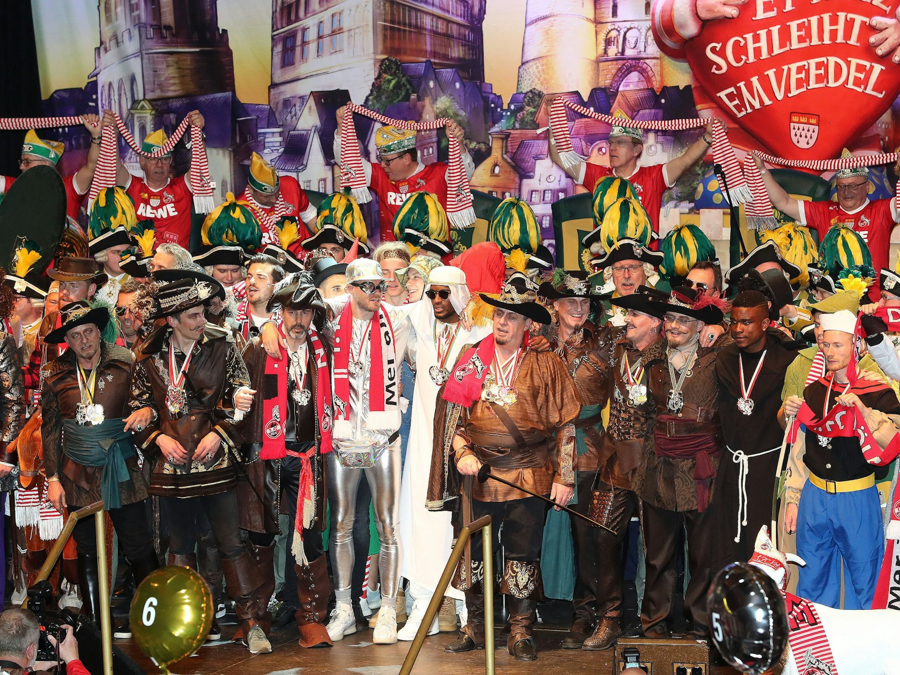 Die FC-Sitzung im Kölner Maritim Hotel.