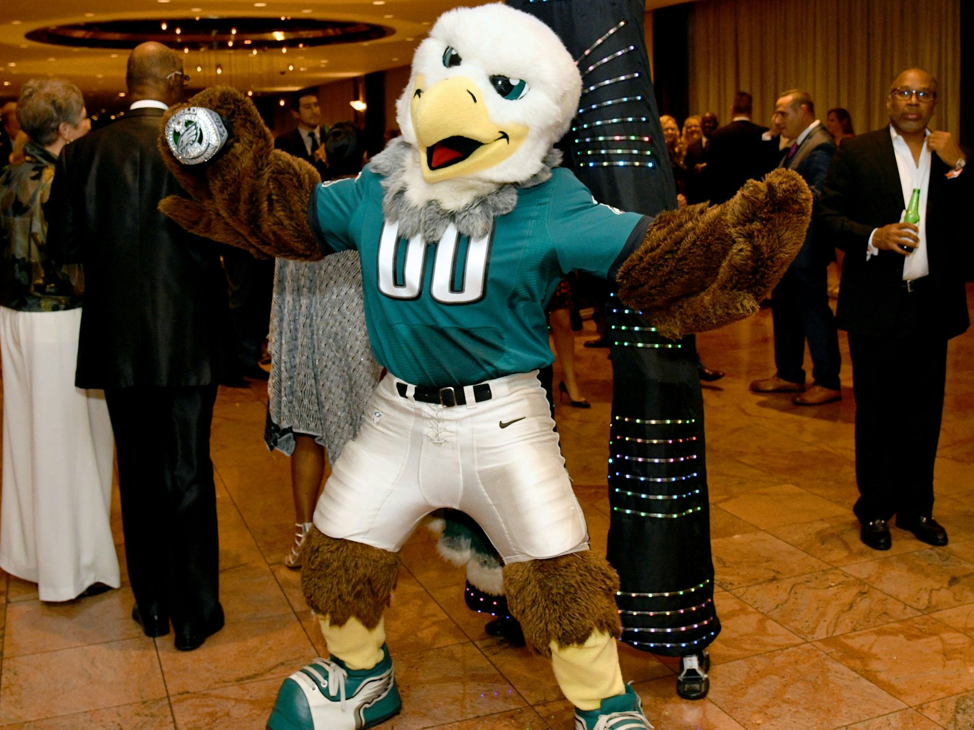 Das Maskottchen der Philadelphia Eagles: Swoop