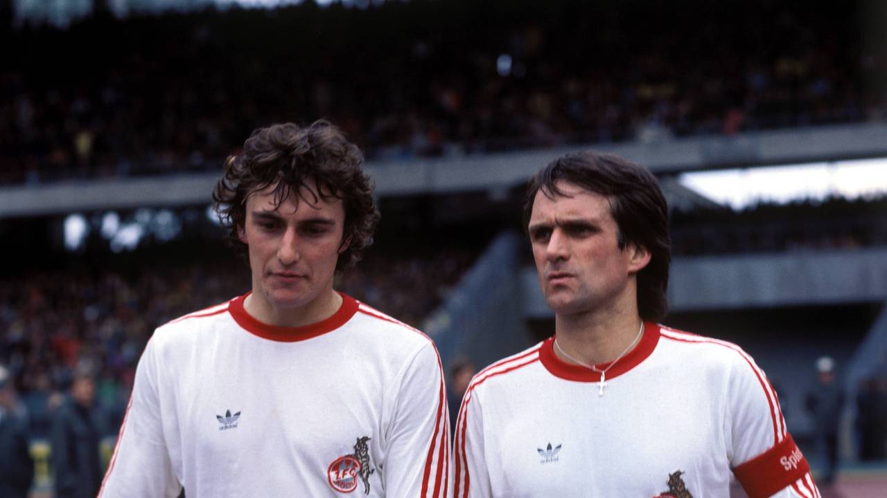 Dieter Müller (li.) und Wolfgang Overath (1. FC Köln).