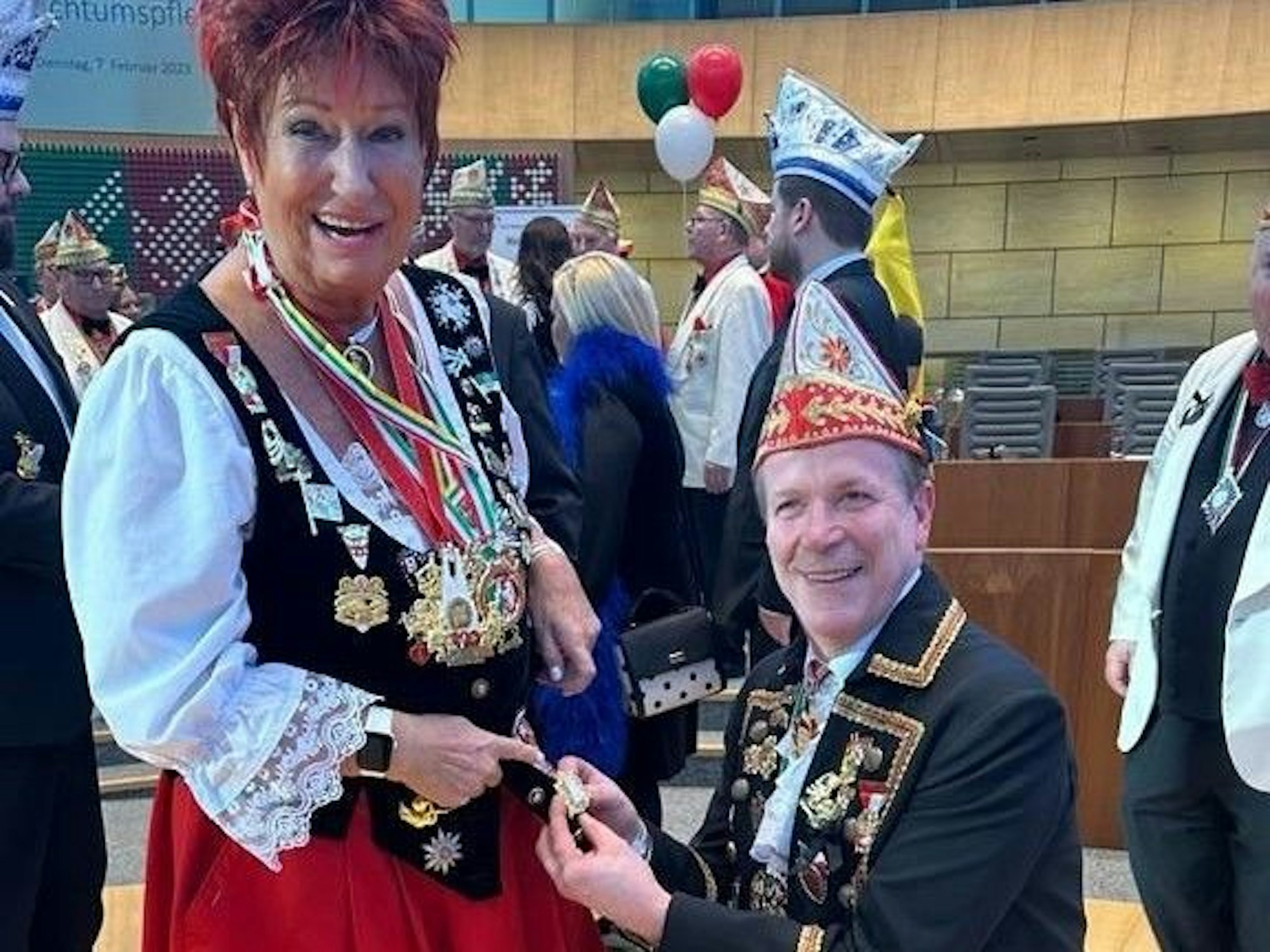 Marit Köllner und Christoph Kuckelkorn im Düsseldorfer landtag.