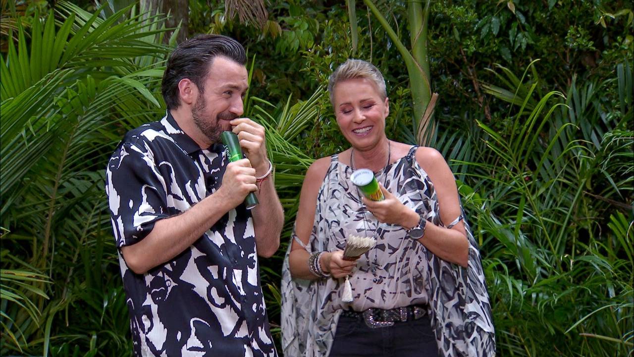 Sonja Zietlow, hier gemeinsam mit Dschungelcamp-Kollege Jan Köppen