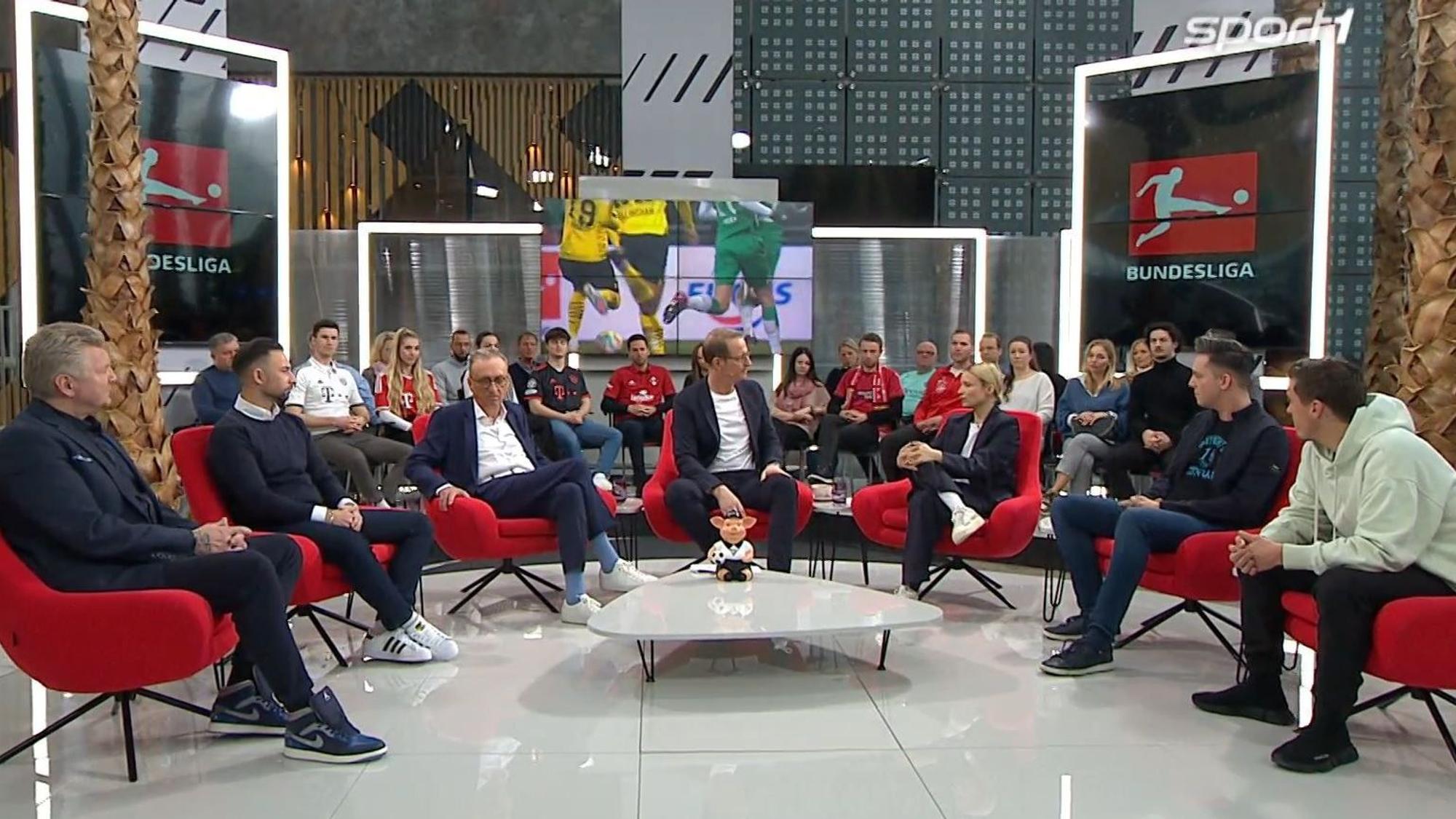 Blick in die Runde beim Doppelpass. Dort wurde unter anderem über die Gerüchte um Gregor Kobel und den FC Bayern gesprochen.