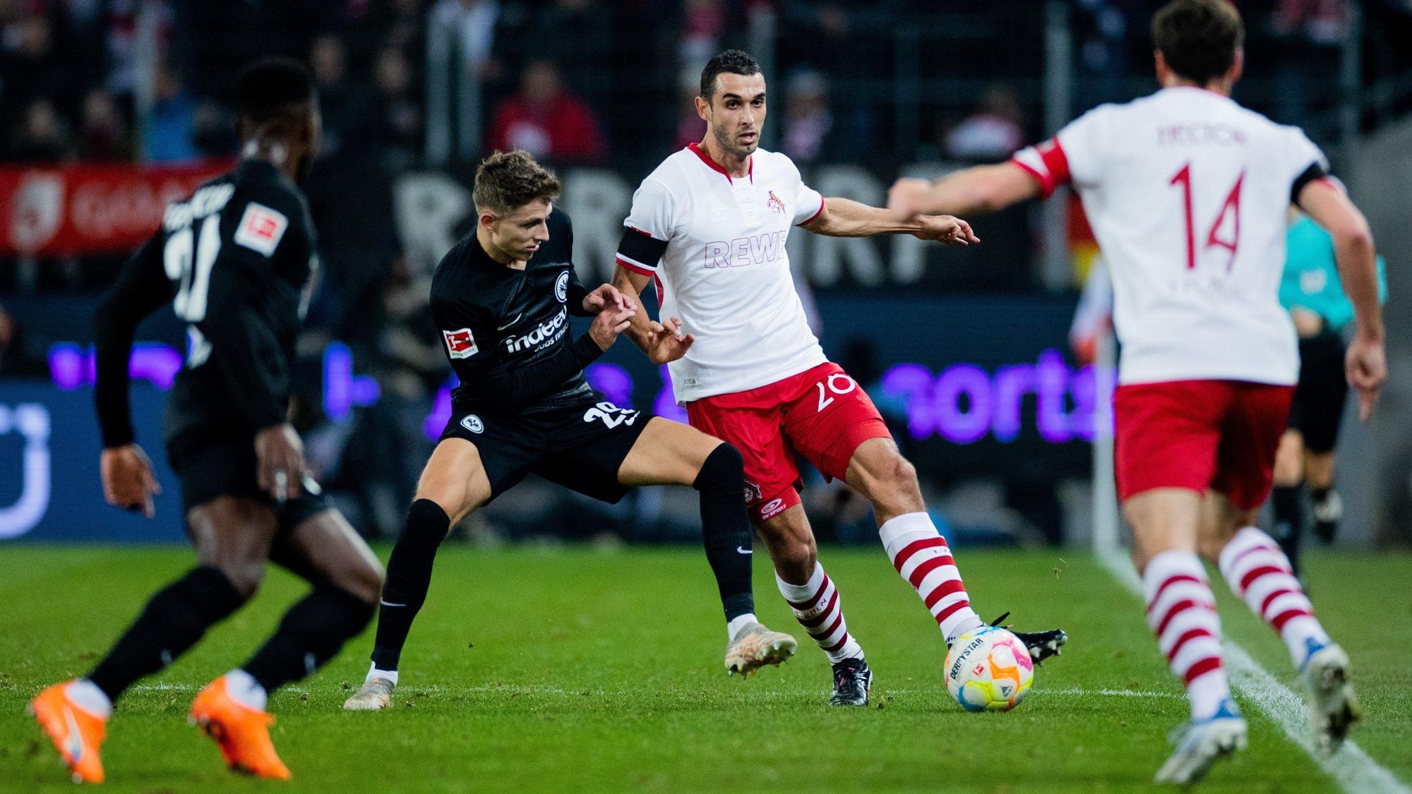 Ellyes Skhiri und Jonas Hector im Bundesligaspiel gegen Eintracht Frankfurt.