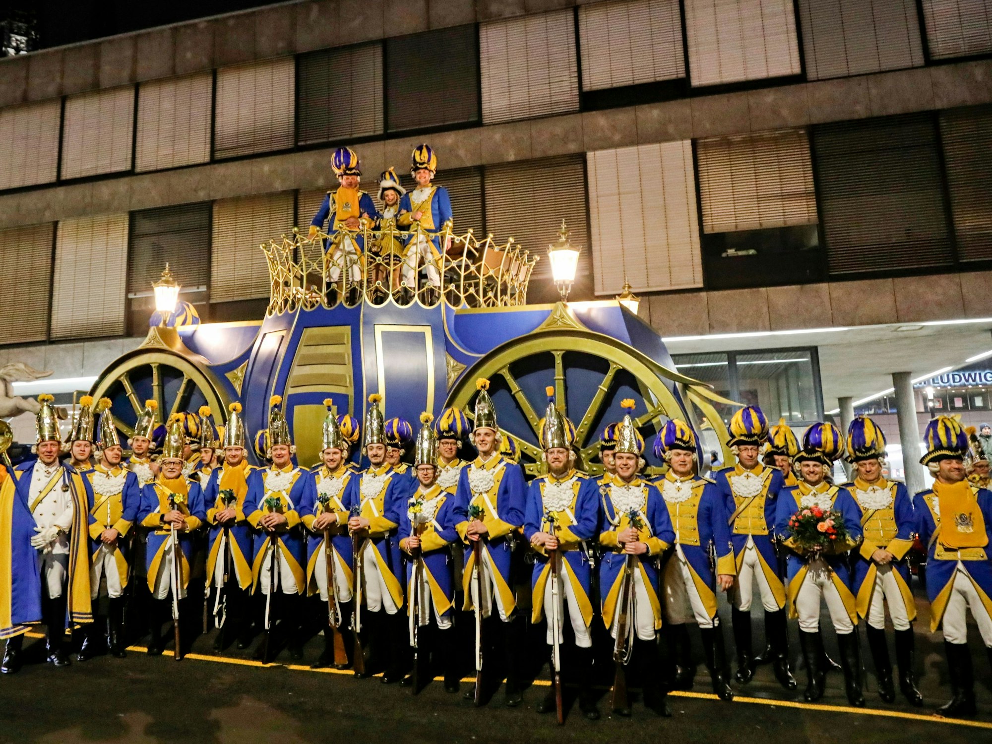 Der neue Wagen des Tanzpaares der Bürgergarde.