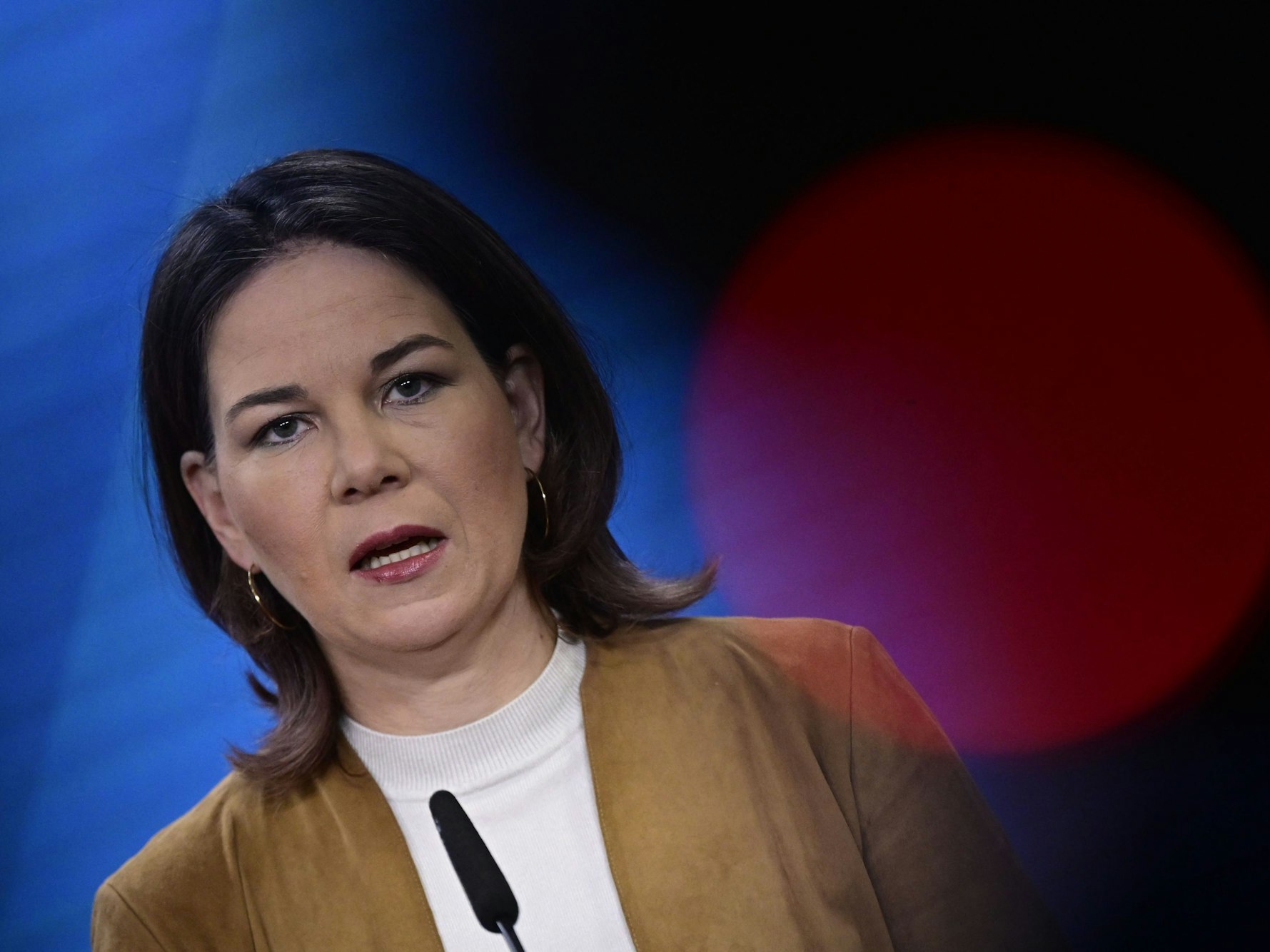 Annalena Baerbock (hier im Februar 2023) ist zu Besuch bei den Nato-Beitritsskandidaten Finnland und Schweden.