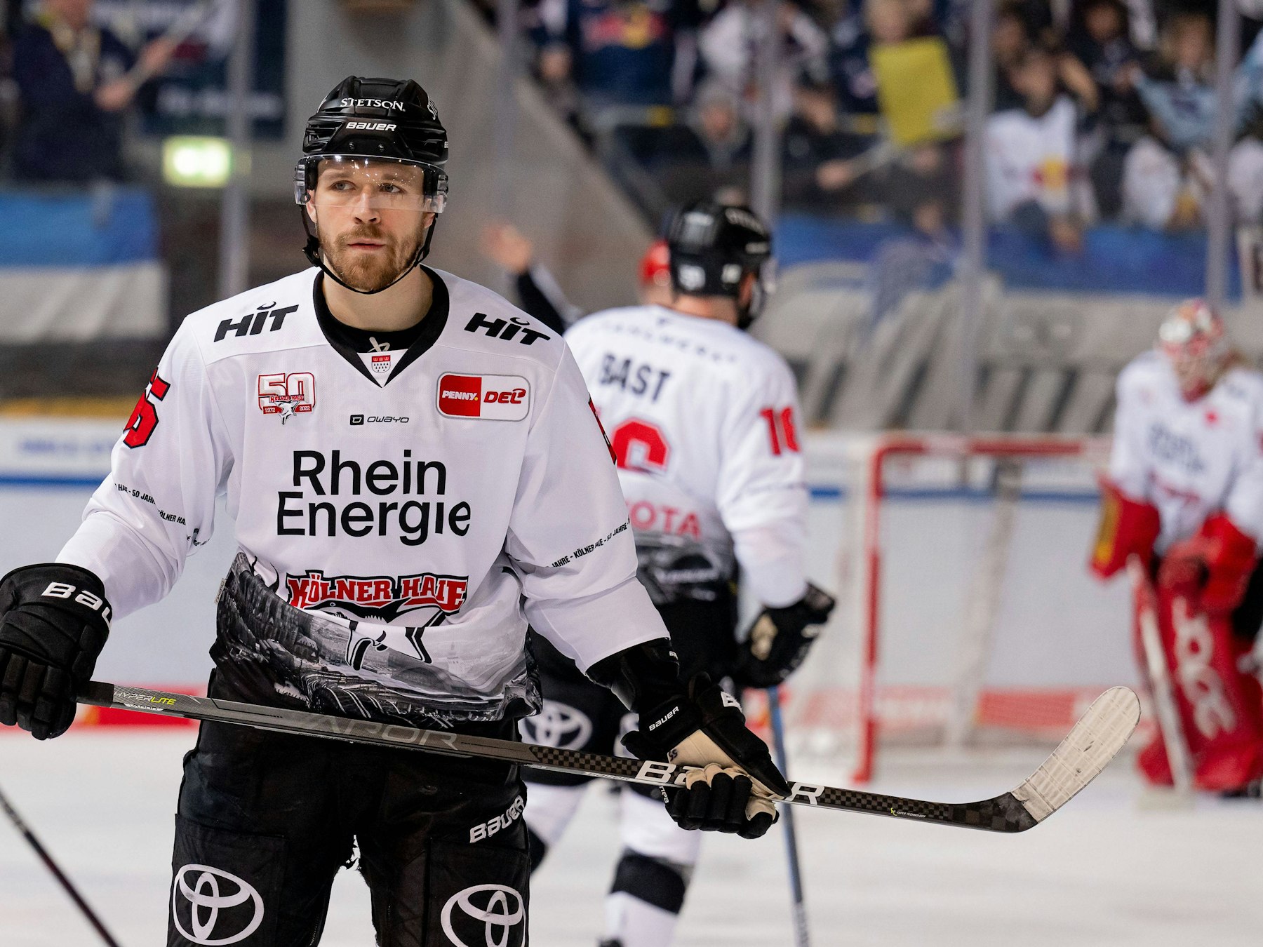 Carter Proft Koelner Haie, 55. EHC Red Bull Muenchen gegen Koelner Haie, Eishockey, DEL, 51. Spieltag, Saison 2022/2023, 12.02.2023. EHC Red Bull Muenchen gegen Koelner Haie, Eishockey, DEL, 51. Spieltag, Saison 2022/2023, 12.02.2023. Muenchen *** Carter Proft Koelner Haie, 55 EHC Red Bull Muenchen vs Koelner Haie, ice hockey, DEL, 51 matchday, season 2022 2023, 12 02 2023 EHC Red Bull Muenchen vs Koelner Haie, ice hockey, DEL, 51 matchday, season 2022 2023, 12 02 2023 Muenchen Copyright: xEibner-Pressefoto/HeikexFeinerx EP_HFR