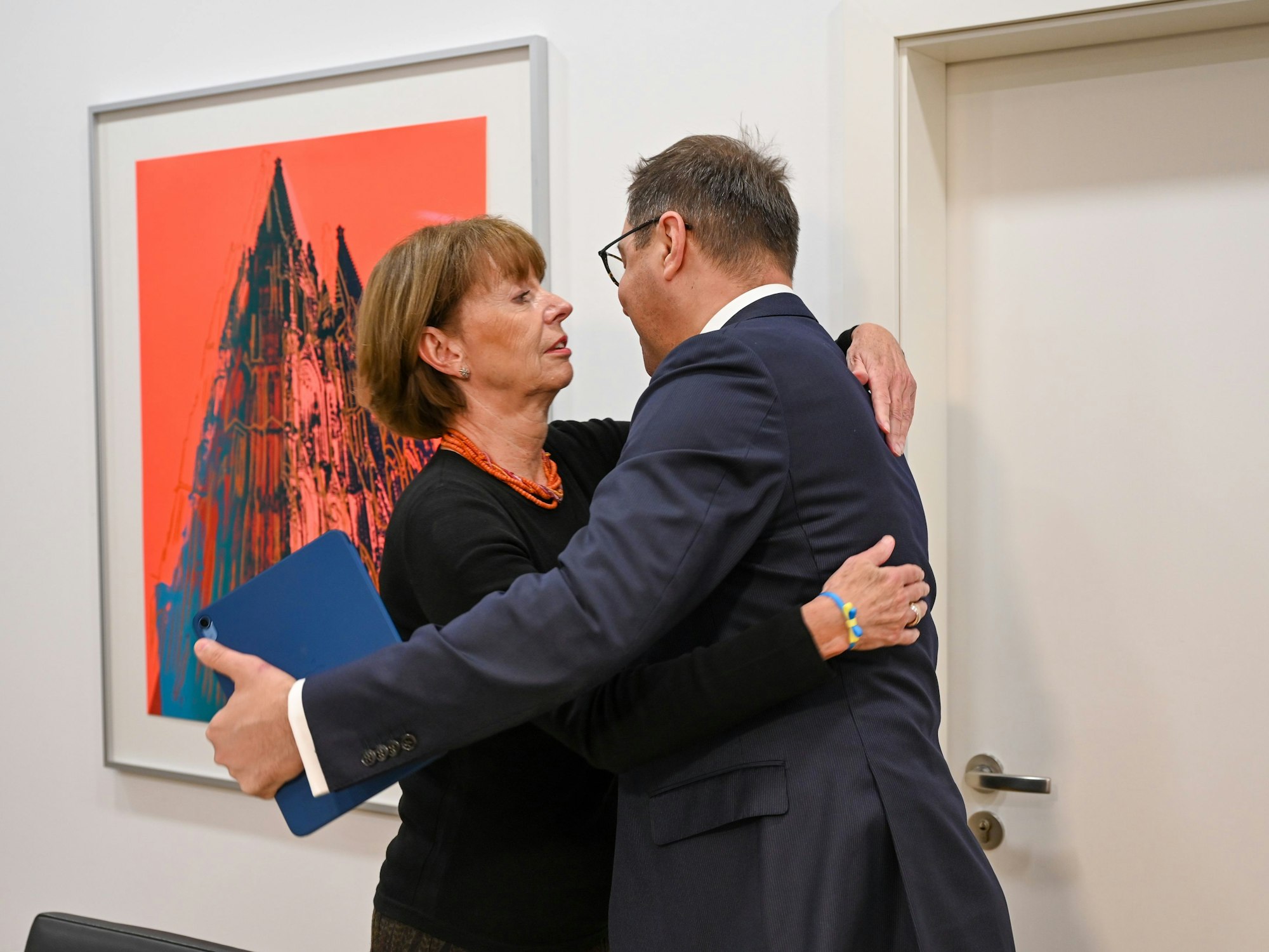 Der neue ukrainische Botschafter Oleksii Makeiev wird von Oberbürgermeisterin Reker empfangen.