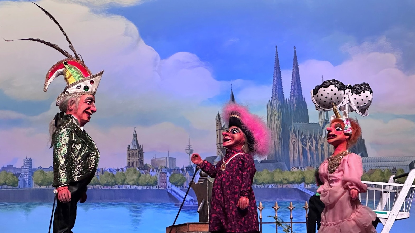 Die Puppensitzung 2023 des Hänneschen-Theaters in Köln.