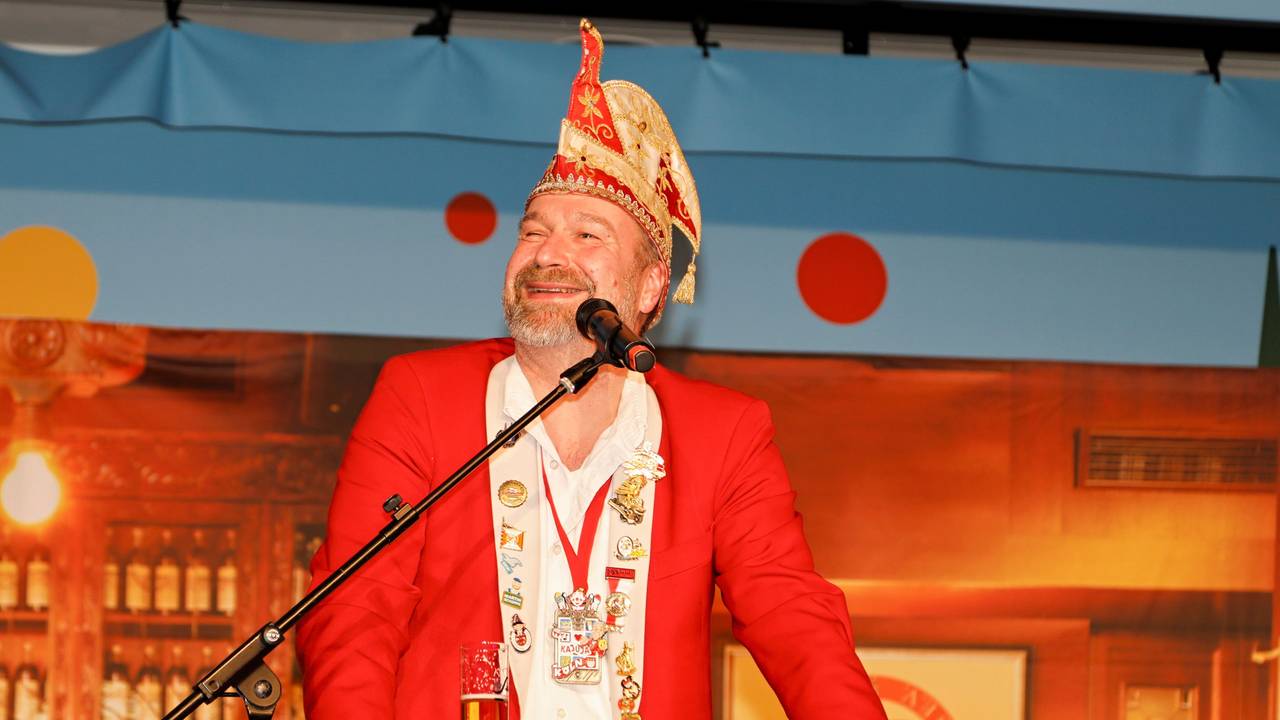 Volker Weininger bei der Herrensitzung der Nippeser Bürgerwehr.