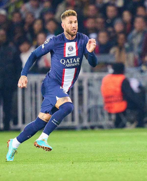 Sergio Ramos in der Champions League am Ball.