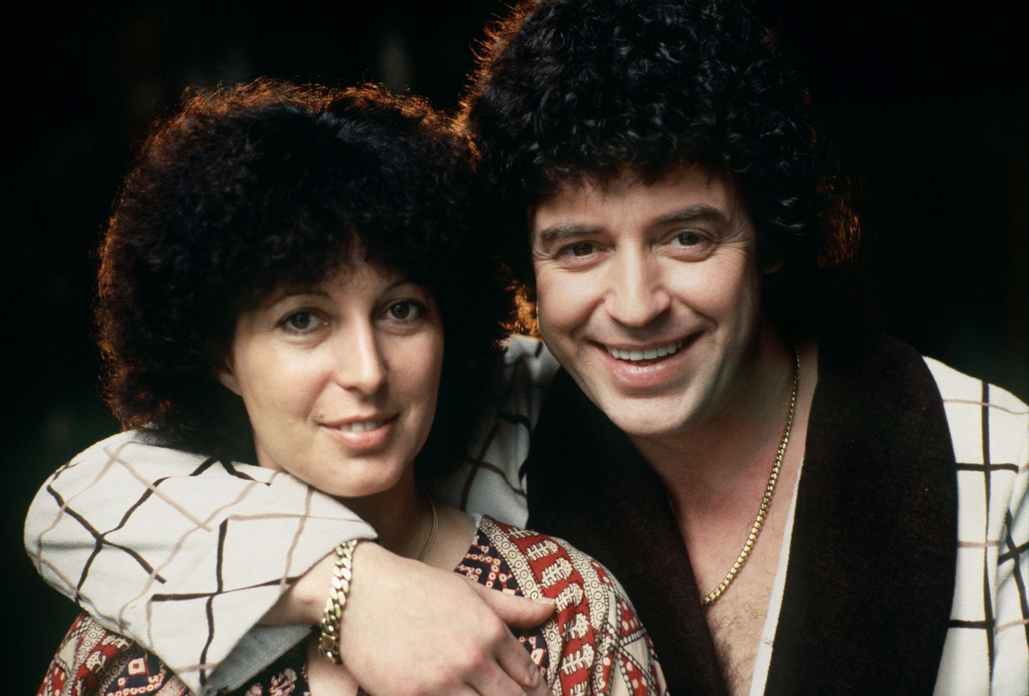 Schlagerstar Tony Marshall 1979 in ihrem gemeinsamen Haus in Baden-Baden an der Seite seiner Frau Gabriele.