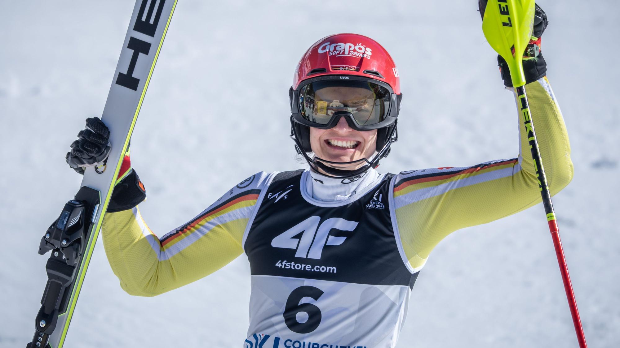 Lena Dürr aus Deutschland jubelt nach dem Gewinn der Bronzemedaille.