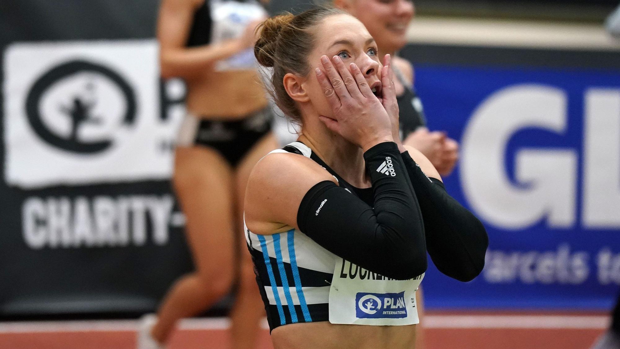 Gina Lückenkemper vom SCC Berlin staunt nach ihrem Sieg.