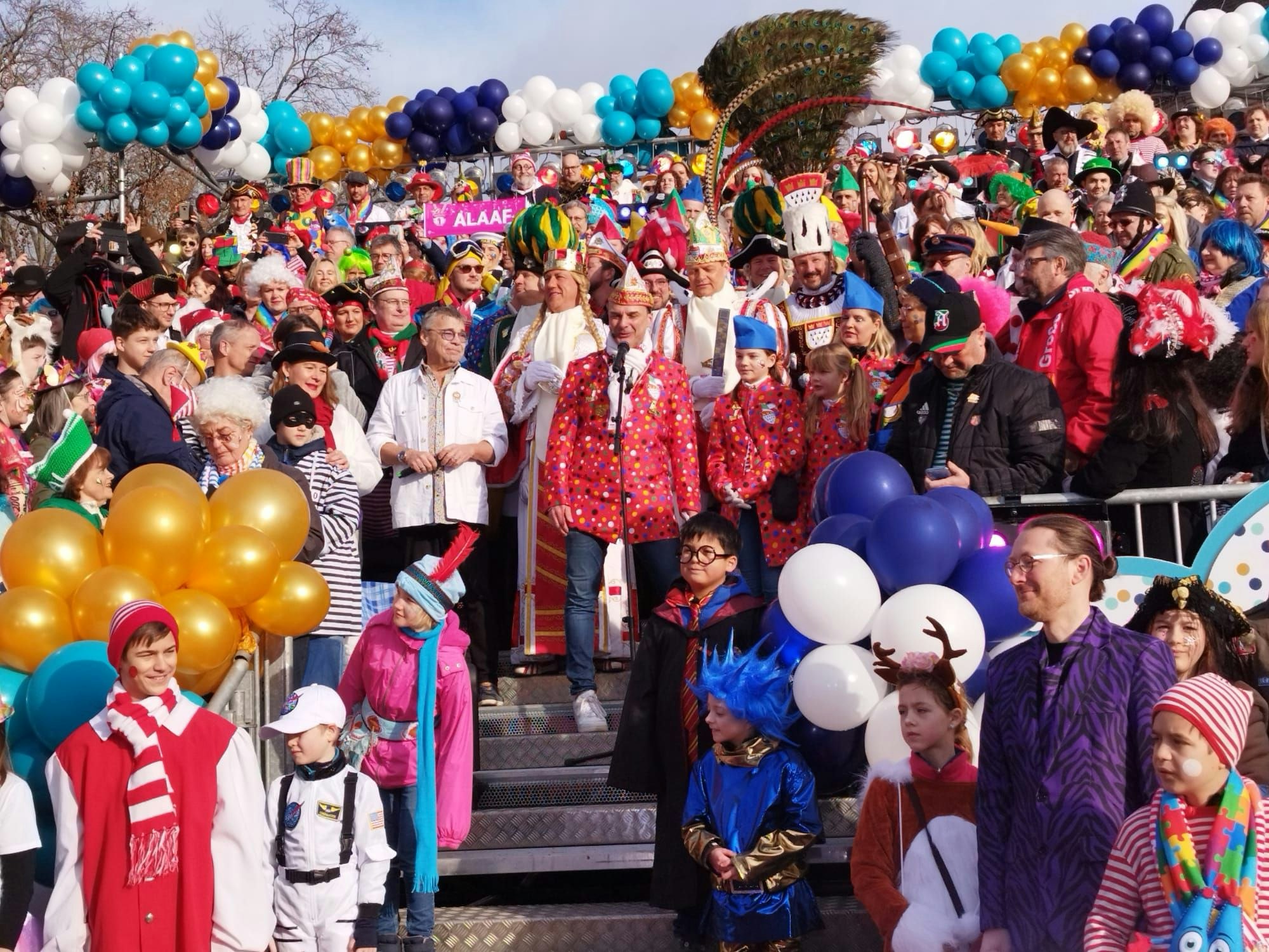 Holger Kirsch hat den Zoch 2023 eröffnet.