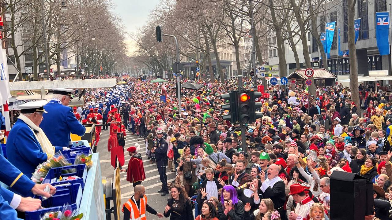 Die Kölner Ringe an Rosenmontag