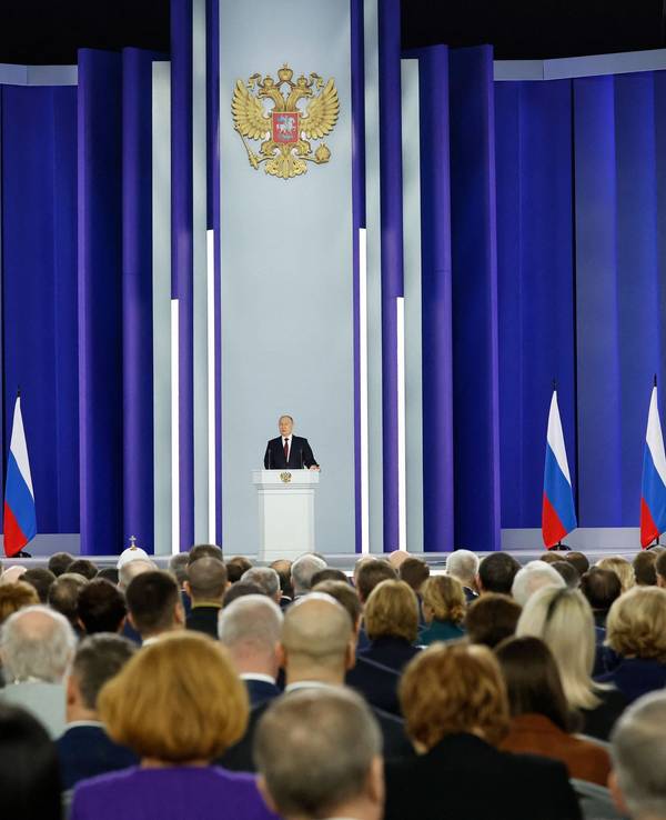 Russlands Präsident Wladimir Putin hält eine Rede zur Lage der Nation am 21. Februar 2023 in Moskau. Dabei beschuldigt er den Westen, als Brandstifter im anhaltenden Krieg in der Ukraine.