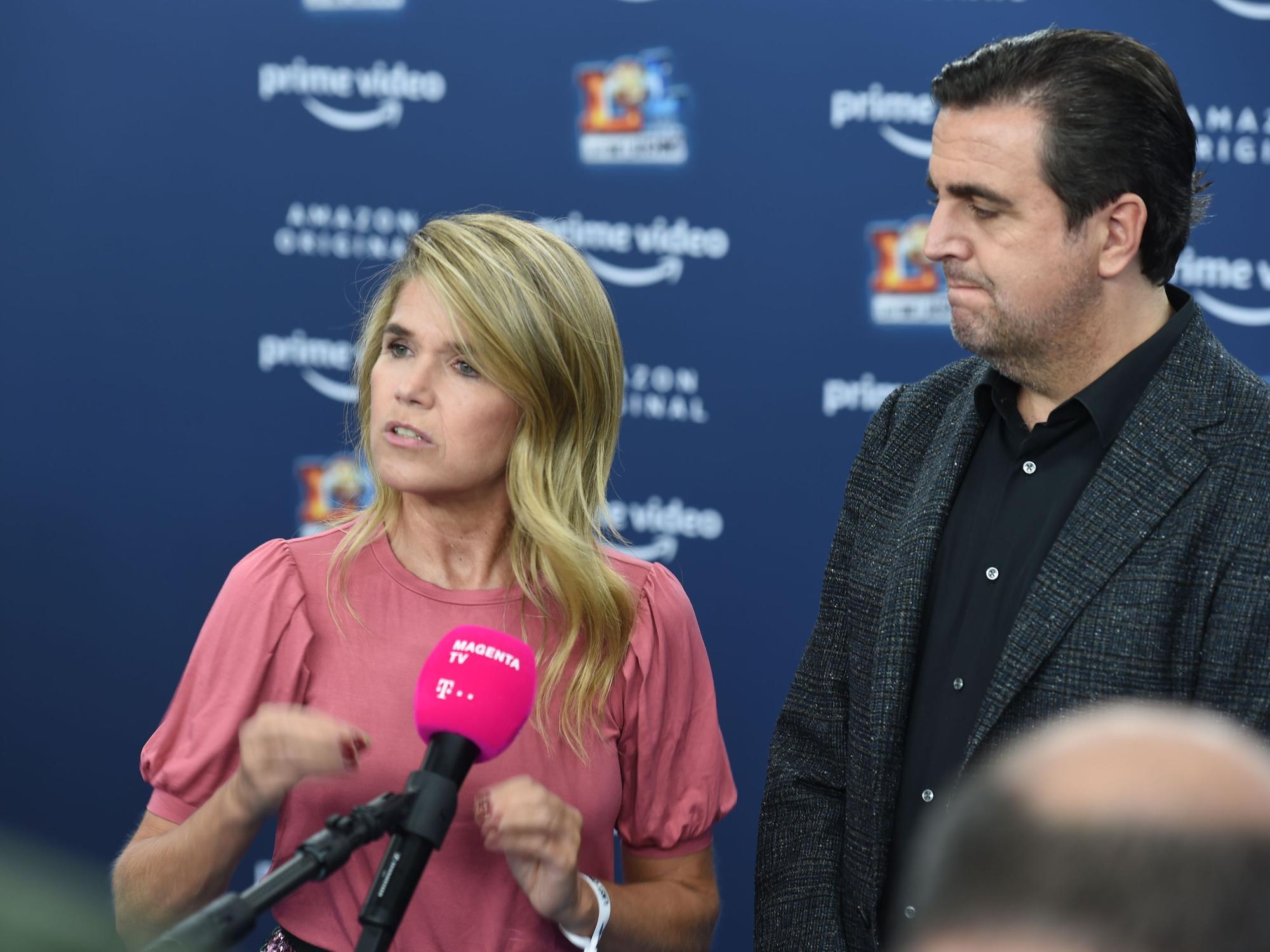 Anke Engelke und Bastian Pastewka zeigen sich bei der Premiere der zweiten Staffel der Comedyshow "LOL: Last One Laughing" im ARRI-Kino. Die neuen Folgen starten am 1. Oktober bei Amazon Prime Video. +++ dpa-Bildfunk +++