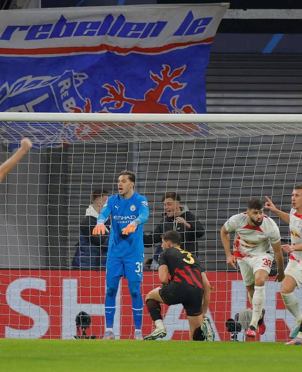 RB Leipzig jubelt gegen Manchester City über den 1:1-Ausgleich, der vor dem Rückspiel in der Champions League alles offen hält.